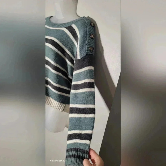 Pink Rose, Striped cropped knit sweater, sage, ivory & gray, womens size LG - Picture 4 of 9